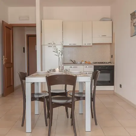 Stylish Le Fontane No2503 Apartment *