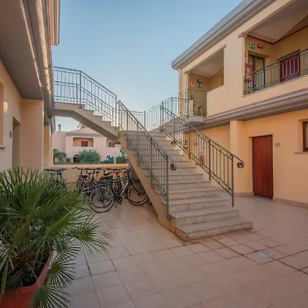 Stylish Le Fontane No2503 Apartment